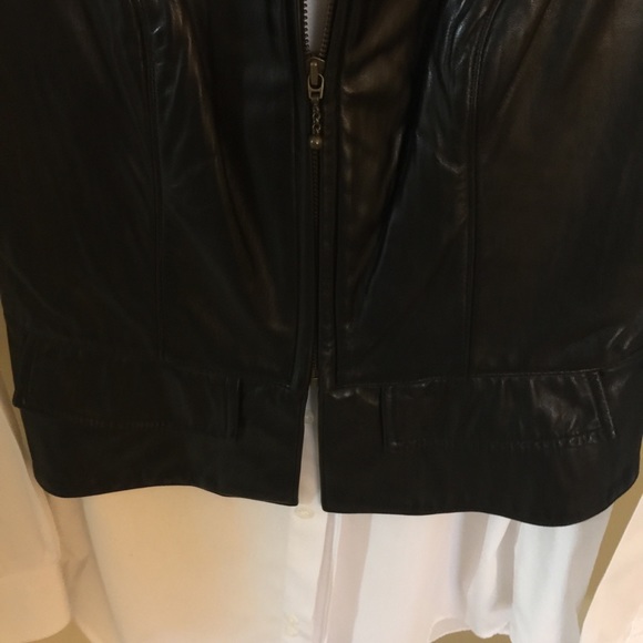 Lambskin Leather Vest in Black! Leather is “Everywhere” this Season! - Picture 8 of 9